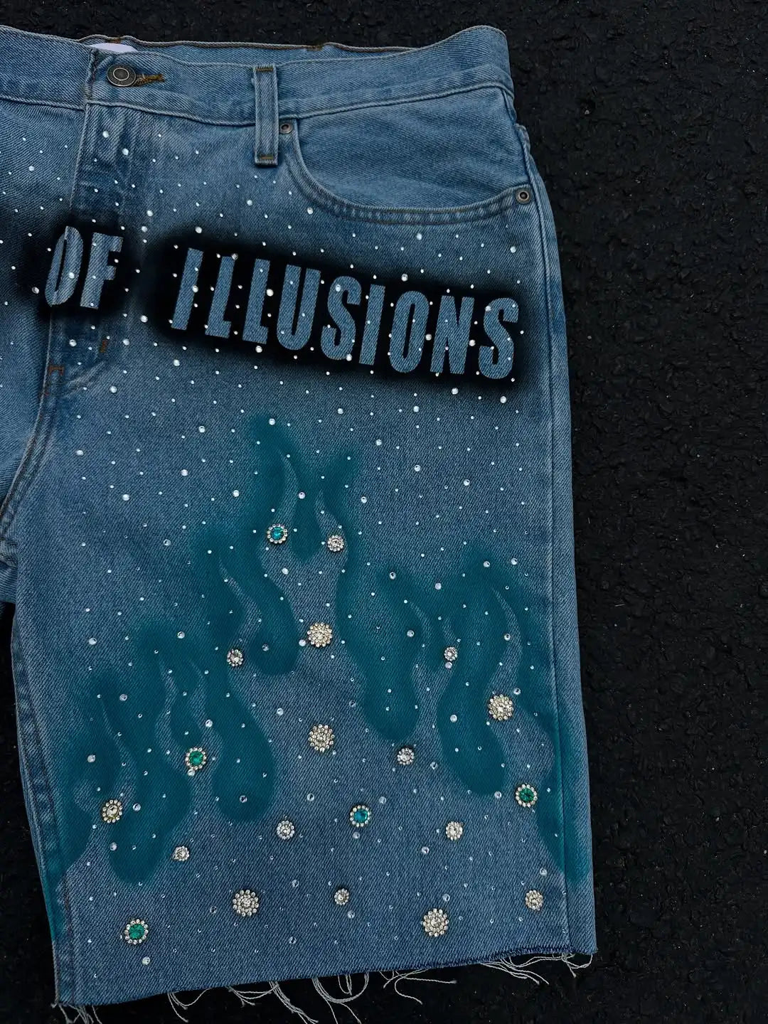 American Harajuku Blue Flame Rhinestone Shorts – Men’s Loose Wide-Leg Streetwear Jeans - Image 2